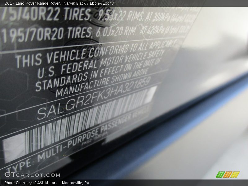 Narvik Black / Ebony/Ebony 2017 Land Rover Range Rover