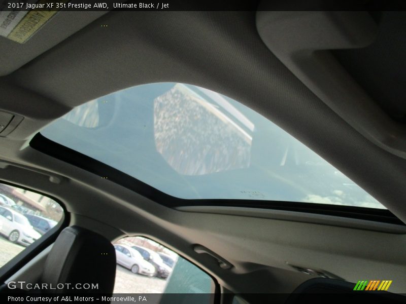 Ultimate Black / Jet 2017 Jaguar XF 35t Prestige AWD