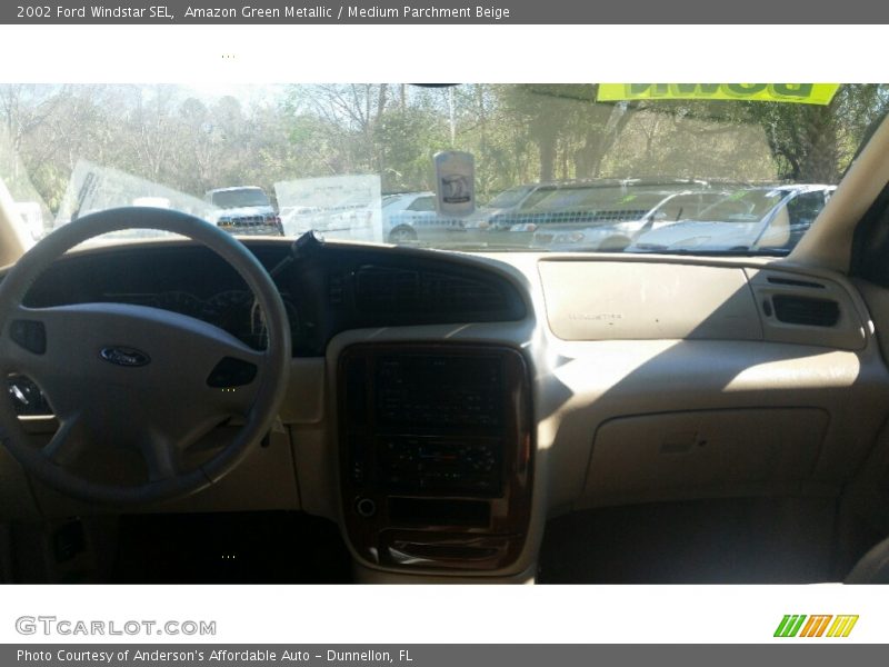 Amazon Green Metallic / Medium Parchment Beige 2002 Ford Windstar SEL