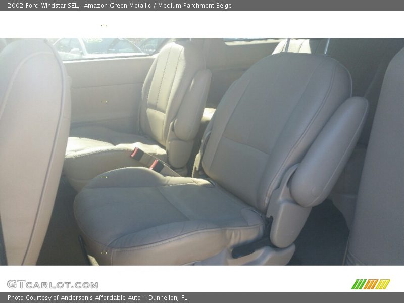 Amazon Green Metallic / Medium Parchment Beige 2002 Ford Windstar SEL