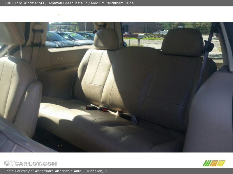 Amazon Green Metallic / Medium Parchment Beige 2002 Ford Windstar SEL