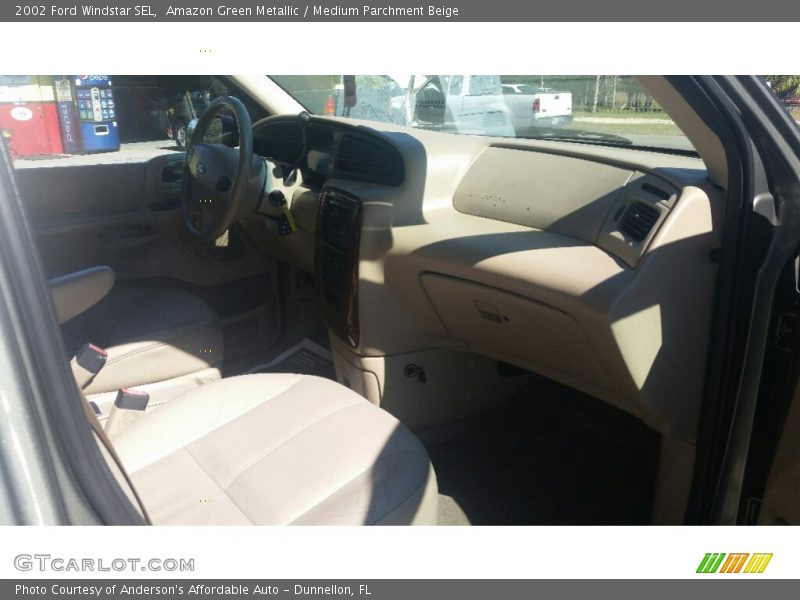 Amazon Green Metallic / Medium Parchment Beige 2002 Ford Windstar SEL