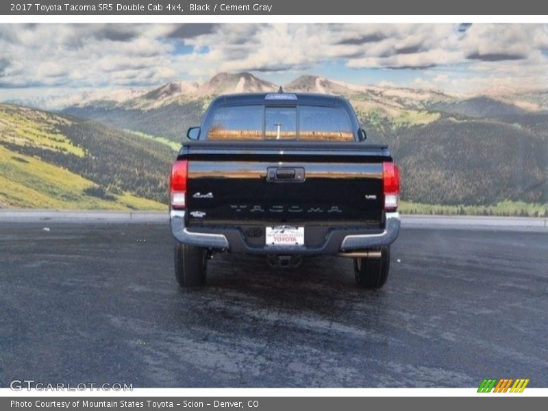 Black / Cement Gray 2017 Toyota Tacoma SR5 Double Cab 4x4