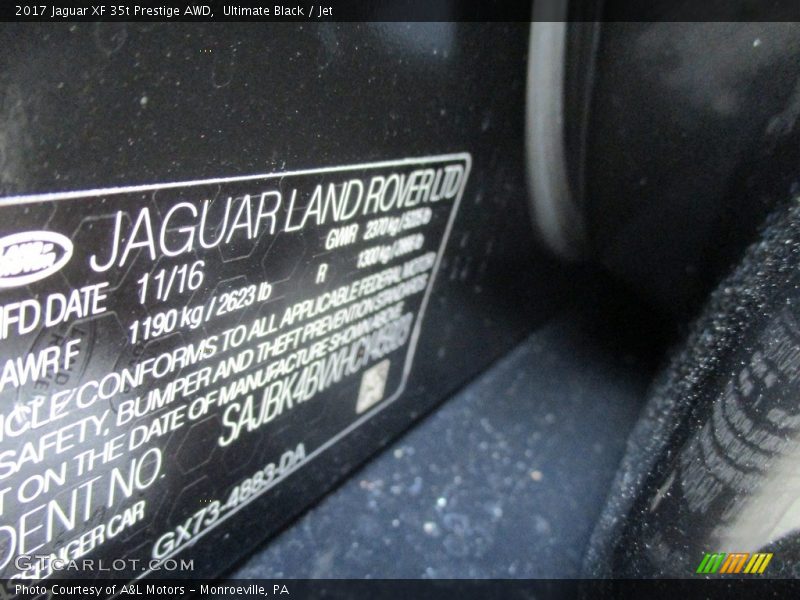 Ultimate Black / Jet 2017 Jaguar XF 35t Prestige AWD
