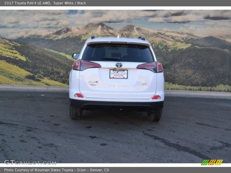 Super White / Black 2017 Toyota RAV4 LE AWD