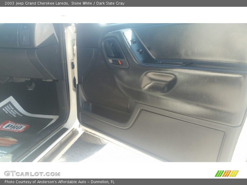 Stone White / Dark Slate Gray 2003 Jeep Grand Cherokee Laredo