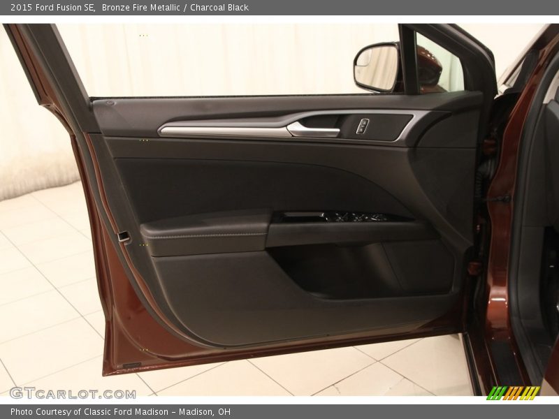 Bronze Fire Metallic / Charcoal Black 2015 Ford Fusion SE