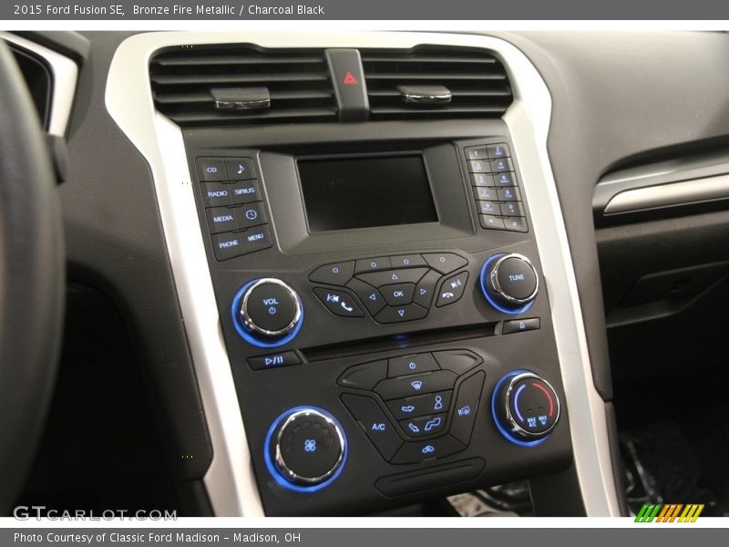 Bronze Fire Metallic / Charcoal Black 2015 Ford Fusion SE