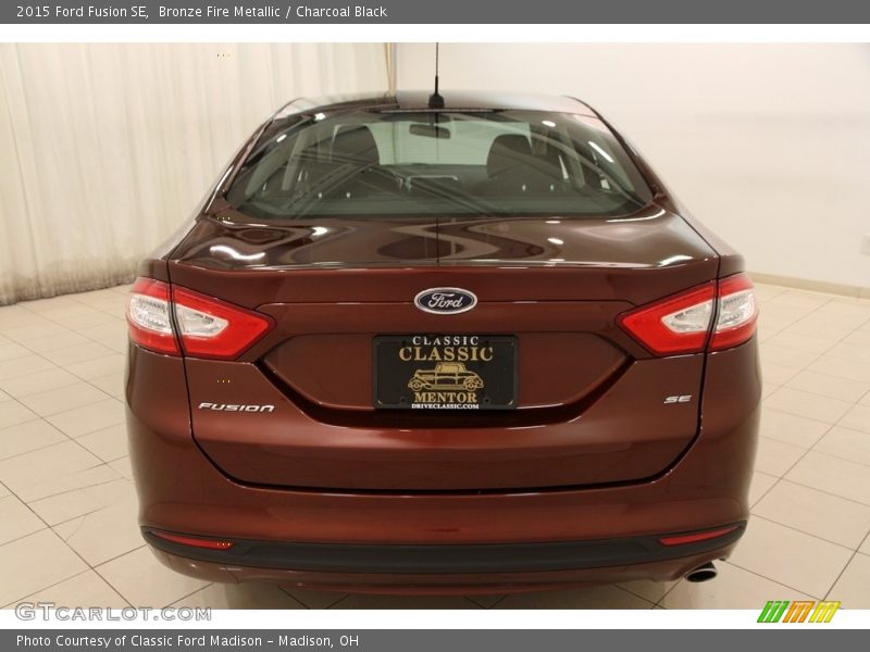 Bronze Fire Metallic / Charcoal Black 2015 Ford Fusion SE