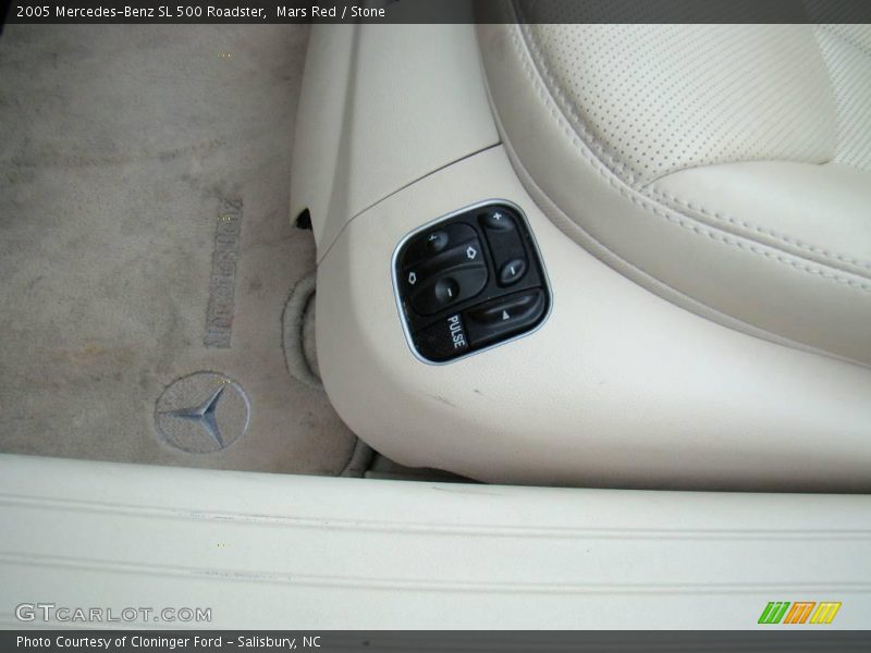 Mars Red / Stone 2005 Mercedes-Benz SL 500 Roadster