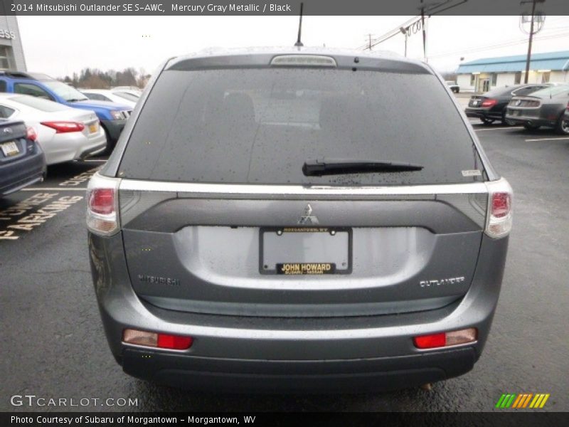 Mercury Gray Metallic / Black 2014 Mitsubishi Outlander SE S-AWC