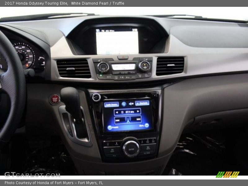 White Diamond Pearl / Truffle 2017 Honda Odyssey Touring Elite