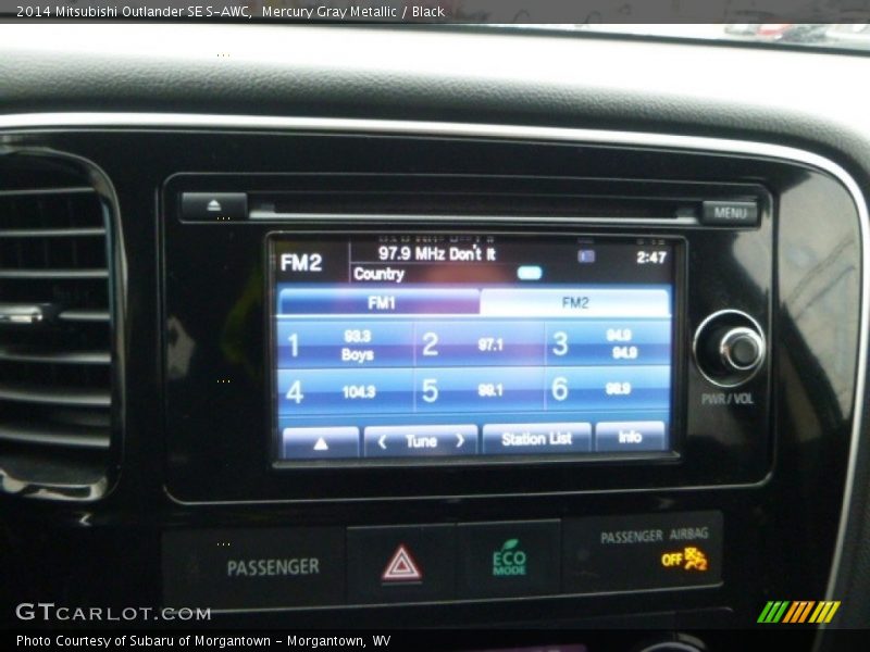 Mercury Gray Metallic / Black 2014 Mitsubishi Outlander SE S-AWC