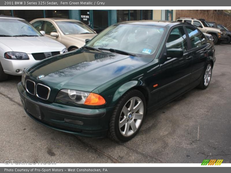 Fern Green Metallic / Grey 2001 BMW 3 Series 325i Sedan