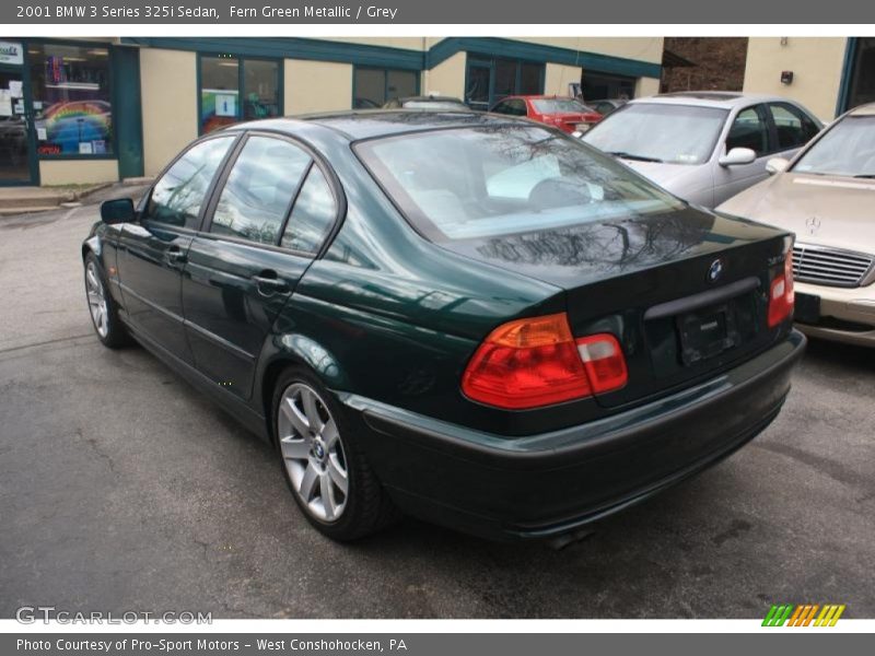 Fern Green Metallic / Grey 2001 BMW 3 Series 325i Sedan