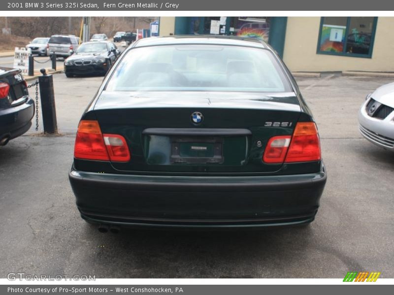 Fern Green Metallic / Grey 2001 BMW 3 Series 325i Sedan