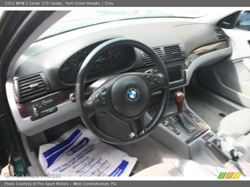 Fern Green Metallic / Grey 2001 BMW 3 Series 325i Sedan