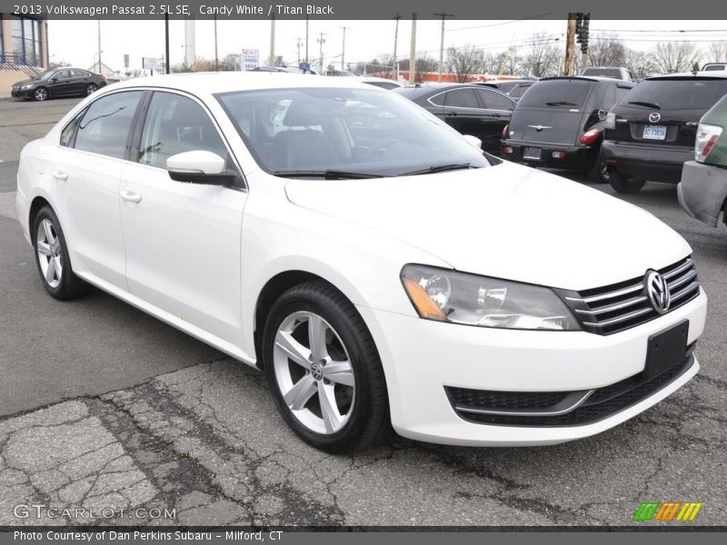 Candy White / Titan Black 2013 Volkswagen Passat 2.5L SE