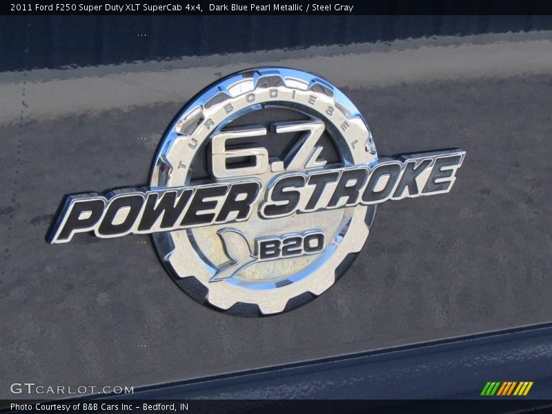 Dark Blue Pearl Metallic / Steel Gray 2011 Ford F250 Super Duty XLT SuperCab 4x4