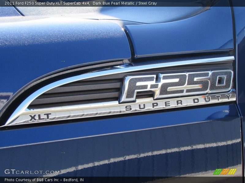 Dark Blue Pearl Metallic / Steel Gray 2011 Ford F250 Super Duty XLT SuperCab 4x4