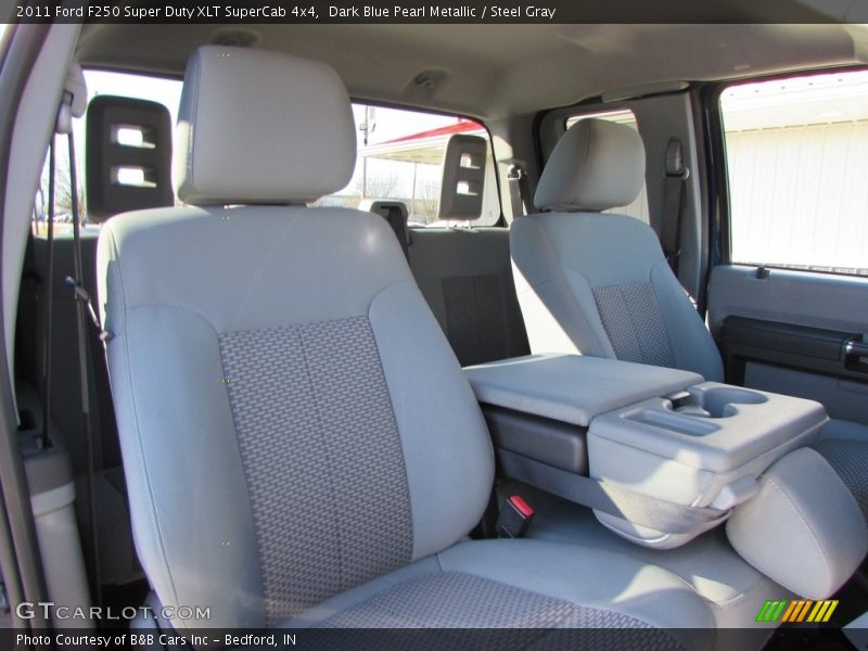 Dark Blue Pearl Metallic / Steel Gray 2011 Ford F250 Super Duty XLT SuperCab 4x4