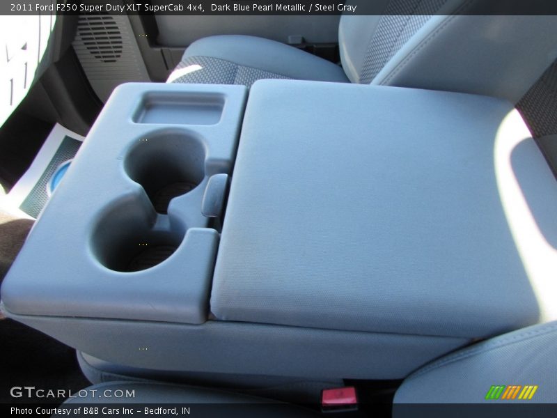 Dark Blue Pearl Metallic / Steel Gray 2011 Ford F250 Super Duty XLT SuperCab 4x4