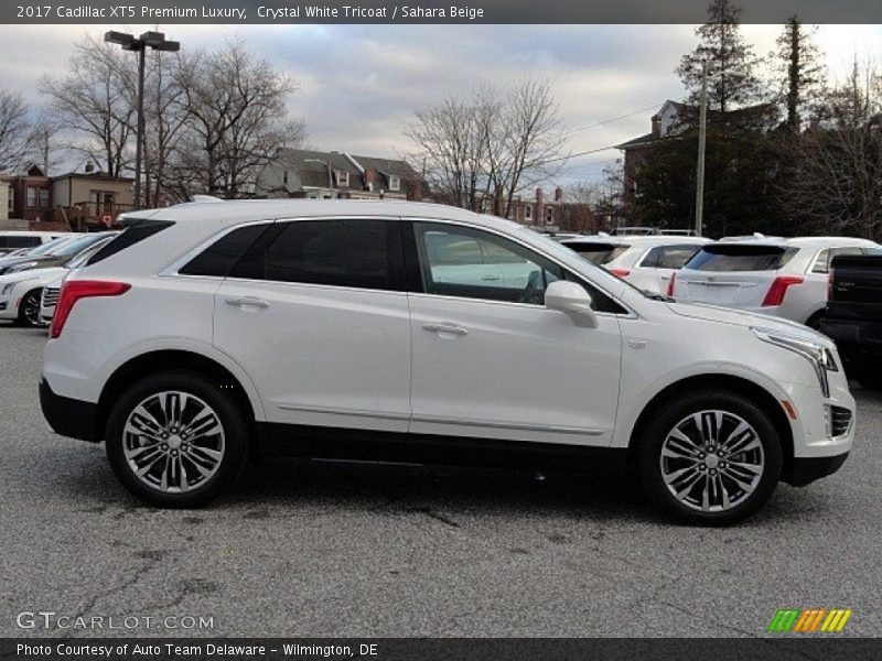  2017 XT5 Premium Luxury Crystal White Tricoat