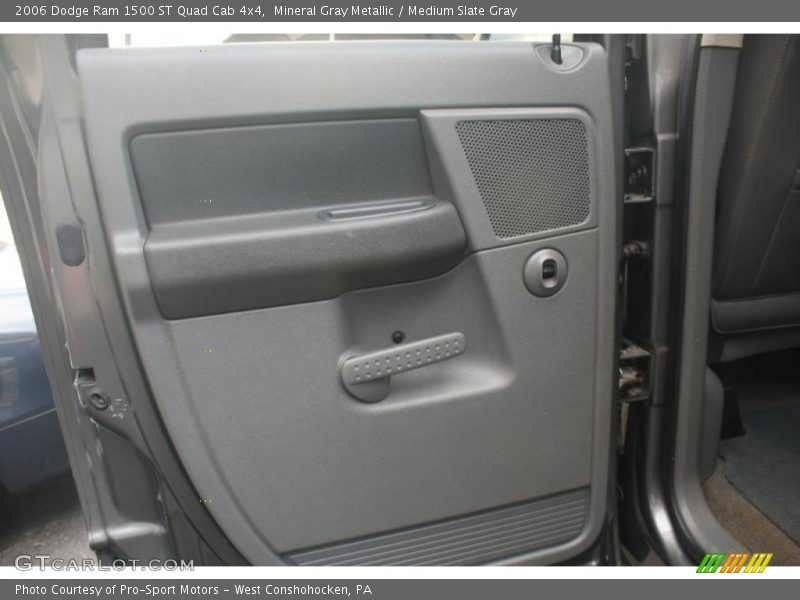 Mineral Gray Metallic / Medium Slate Gray 2006 Dodge Ram 1500 ST Quad Cab 4x4