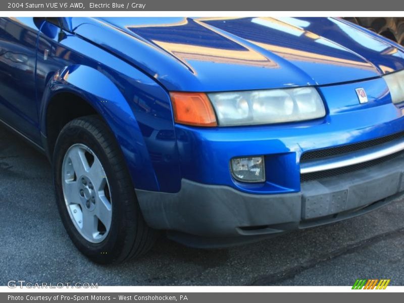 Electric Blue / Gray 2004 Saturn VUE V6 AWD