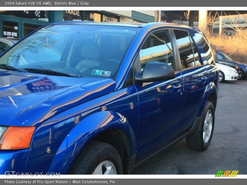 Electric Blue / Gray 2004 Saturn VUE V6 AWD