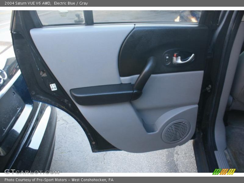 Electric Blue / Gray 2004 Saturn VUE V6 AWD
