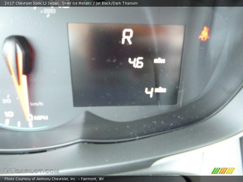 Silver Ice Metallic / Jet Black/Dark Titanium 2017 Chevrolet Sonic LS Sedan