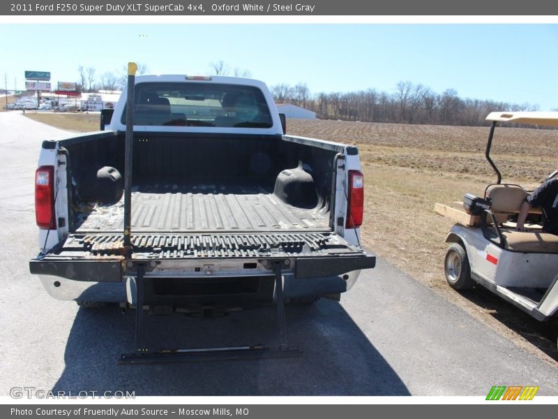 Oxford White / Steel Gray 2011 Ford F250 Super Duty XLT SuperCab 4x4