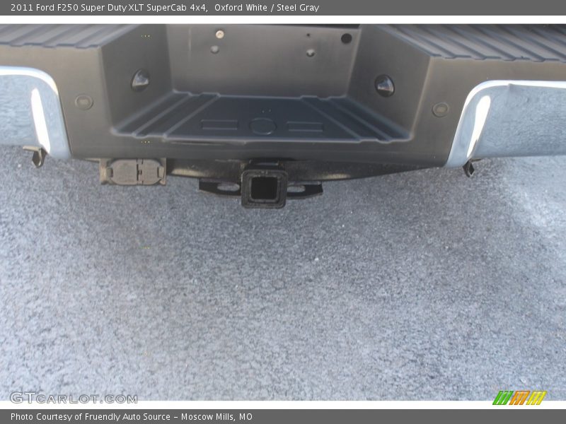 Oxford White / Steel Gray 2011 Ford F250 Super Duty XLT SuperCab 4x4