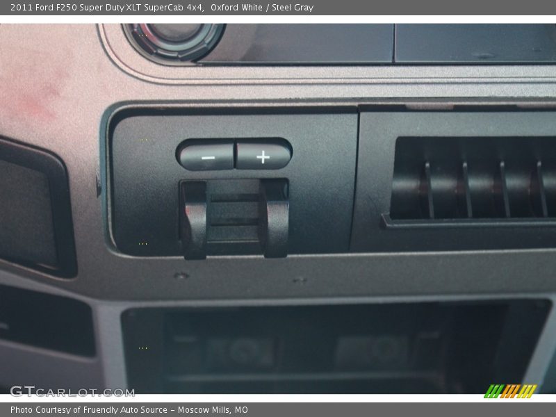 Oxford White / Steel Gray 2011 Ford F250 Super Duty XLT SuperCab 4x4
