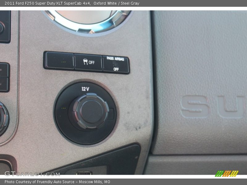 Oxford White / Steel Gray 2011 Ford F250 Super Duty XLT SuperCab 4x4