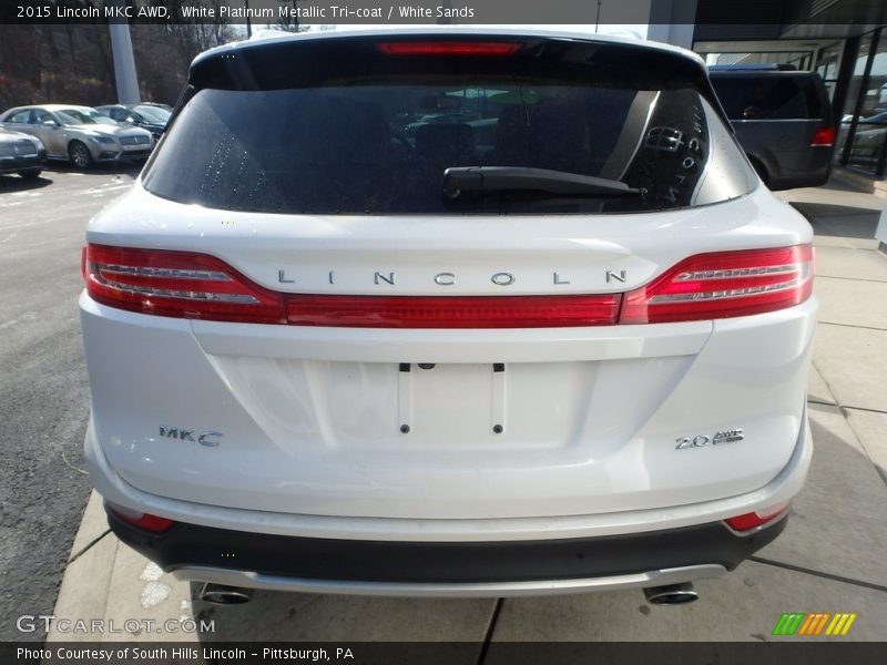 White Platinum Metallic Tri-coat / White Sands 2015 Lincoln MKC AWD