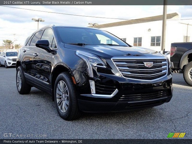 Stellar Black Metallic / Carbon Plum 2017 Cadillac XT5 Luxury