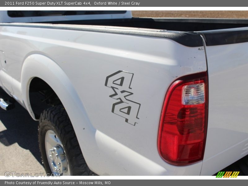 Oxford White / Steel Gray 2011 Ford F250 Super Duty XLT SuperCab 4x4