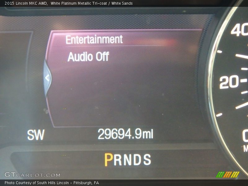White Platinum Metallic Tri-coat / White Sands 2015 Lincoln MKC AWD