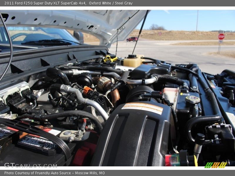 Oxford White / Steel Gray 2011 Ford F250 Super Duty XLT SuperCab 4x4