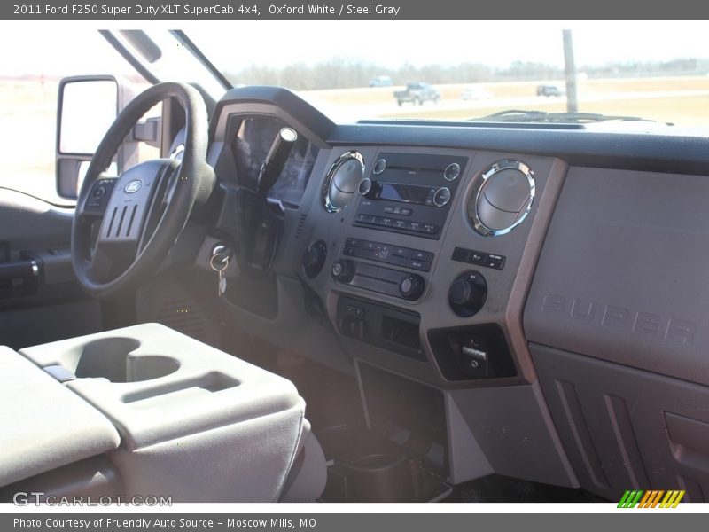 Oxford White / Steel Gray 2011 Ford F250 Super Duty XLT SuperCab 4x4