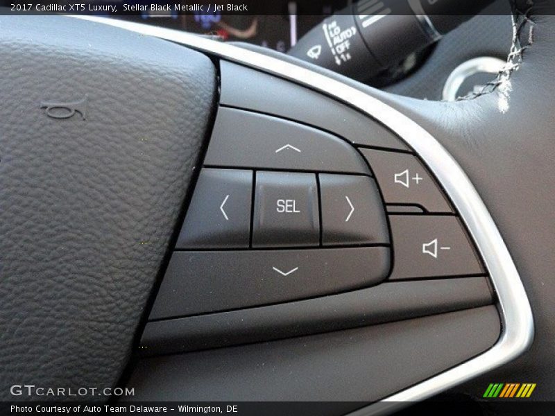 Stellar Black Metallic / Jet Black 2017 Cadillac XT5 Luxury