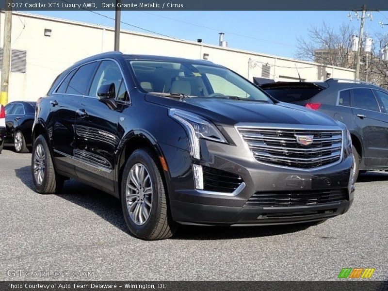 Dark Granite Metallic / Cirrus 2017 Cadillac XT5 Luxury AWD