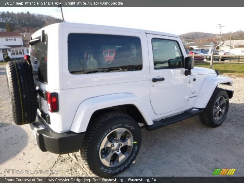 Bright White / Black/Dark Saddle 2017 Jeep Wrangler Sahara 4x4