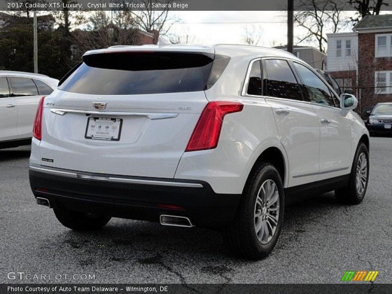Crystal White Tricoat / Sahara Beige 2017 Cadillac XT5 Luxury
