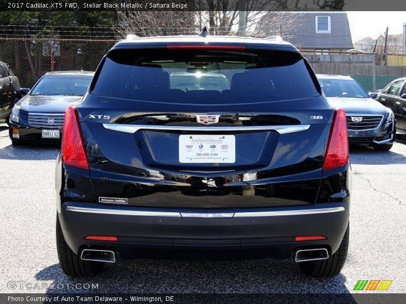 Stellar Black Metallic / Sahara Beige 2017 Cadillac XT5 FWD