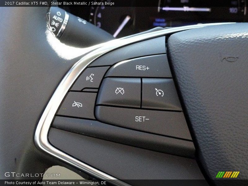 Controls of 2017 XT5 FWD