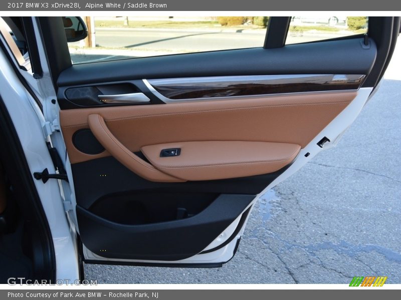 Alpine White / Saddle Brown 2017 BMW X3 xDrive28i