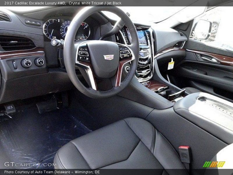  2017 Escalade Luxury 4WD Jet Black Interior